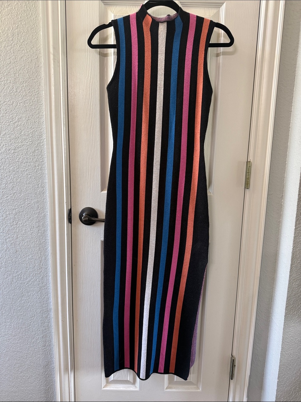 Sleeveless Black Knit Midi Dress with Multicolor Stripes